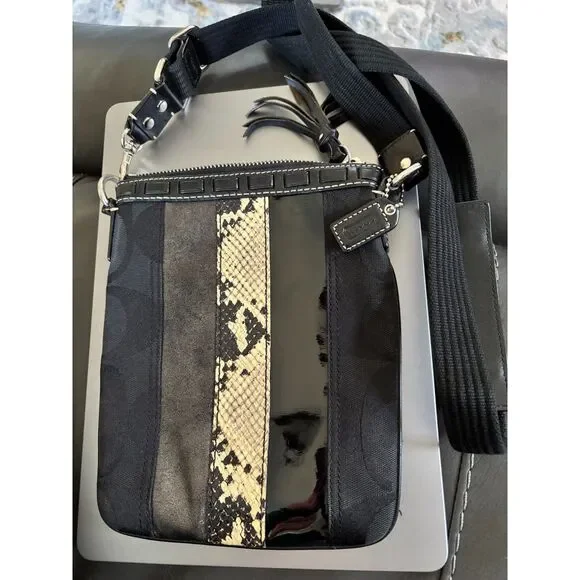 Coach Signature Logo Python Leather Trim Crossbody Shoulder Bag - Picture 2 of 4